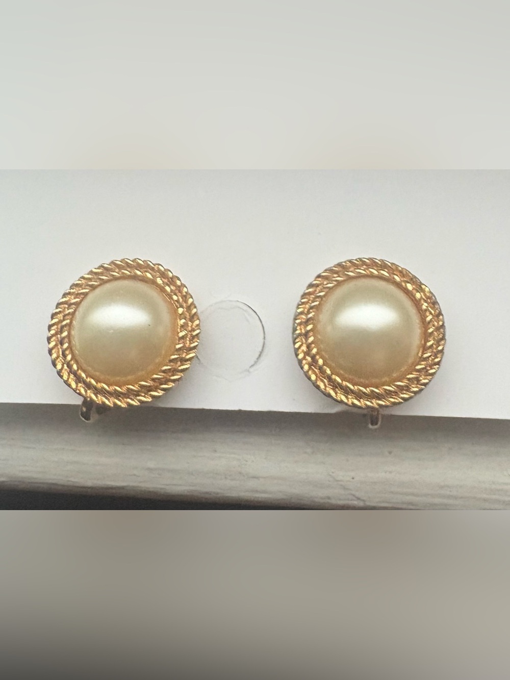 Crown Trifari Vintage Gold-plated, faux Pearl Rope Clip-On Earrings